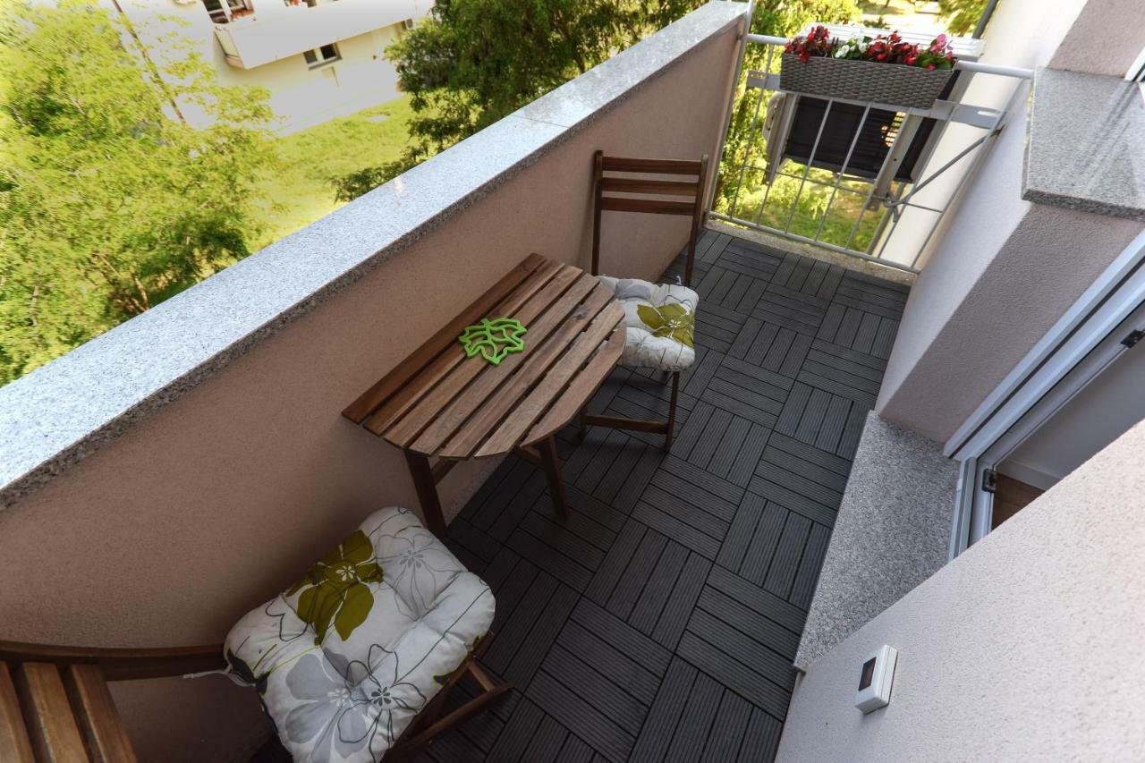 Apartment Vostan Pula Buitenkant foto
