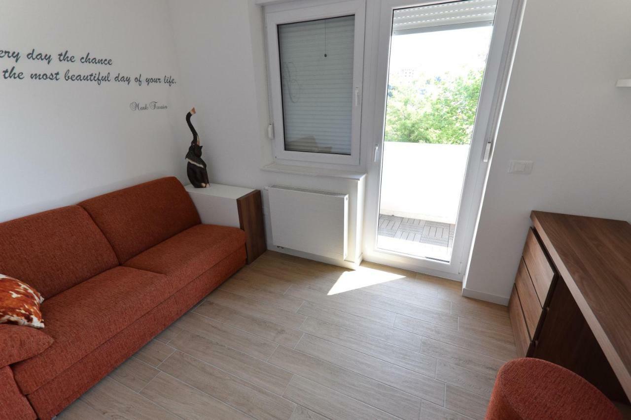 Apartment Vostan Pula Buitenkant foto
